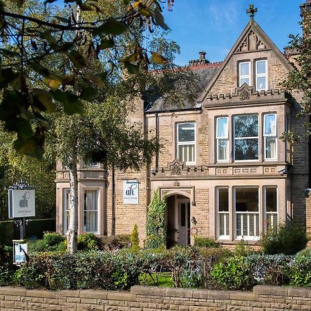Ascot House Hotell Harrogate Exteriör bild