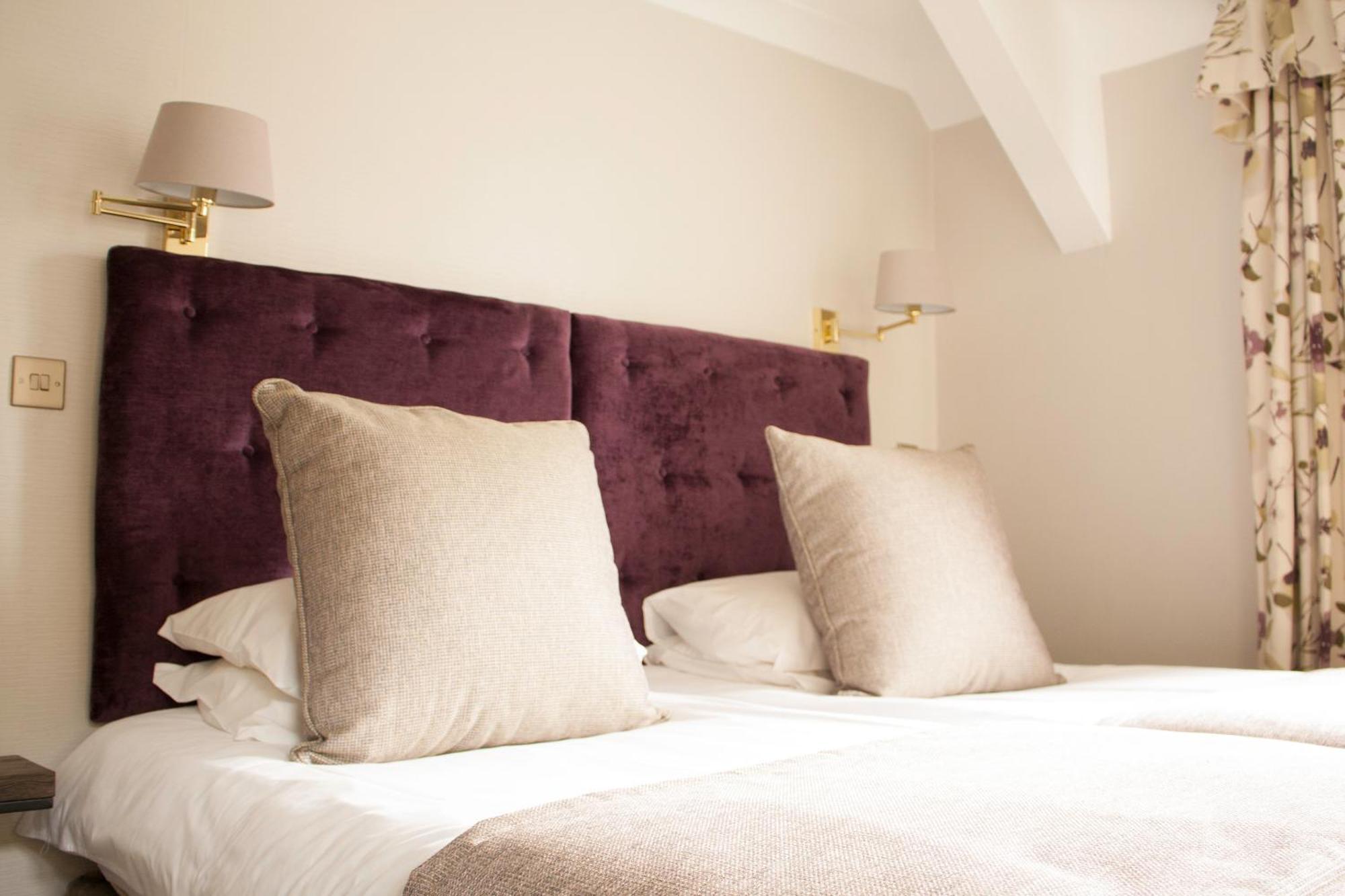 Ascot House Hotell Harrogate Exteriör bild