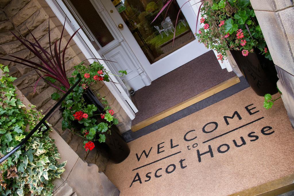 Ascot House Hotell Harrogate Exteriör bild