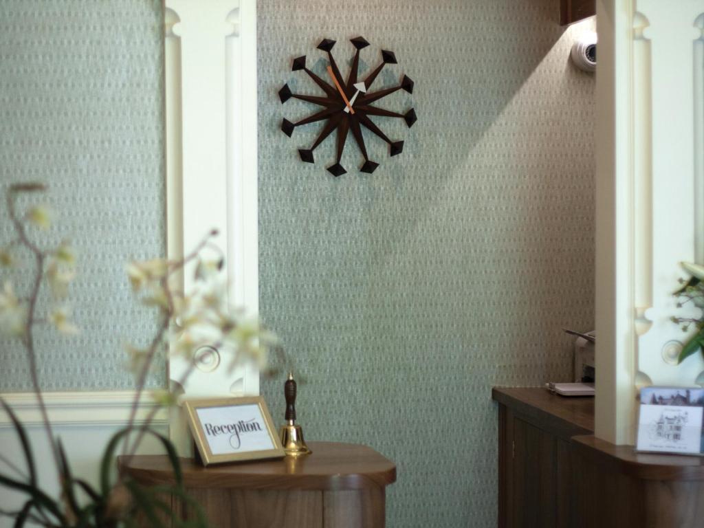 Ascot House Hotell Harrogate Exteriör bild