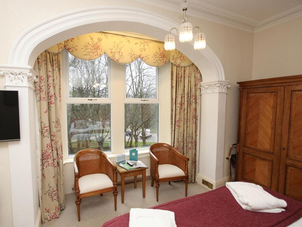Ascot House Hotell Harrogate Exteriör bild